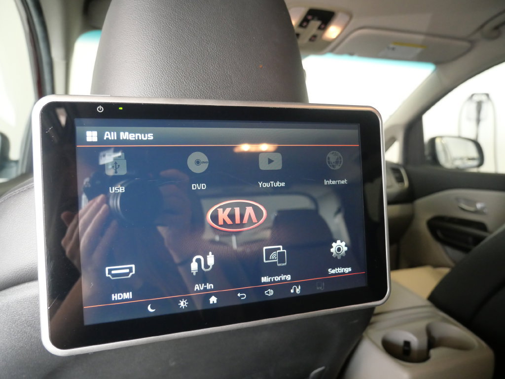 Used 2020 Kia Sedona EX FWD image 34