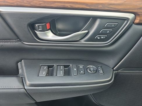 Used 2022 Honda CR-V Touring image 24