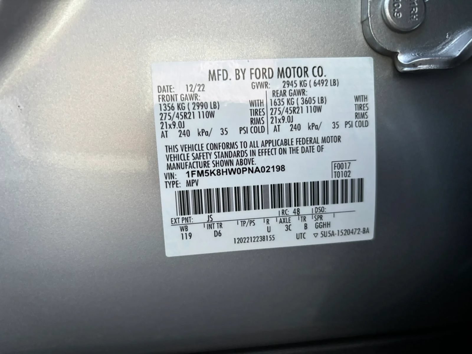 Used 2023 Ford Explorer Platinum w/ Technology Package AWD/4WD image 25