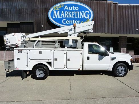 Used 2008 Ford F350 XLT image 4