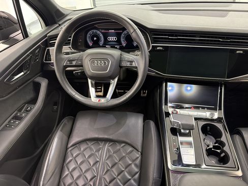 Used 2024 Audi SQ7 Prestige AWD/4WD image 30