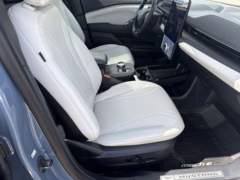 Used 2023 Ford Mustang Mach-E Premium image 13