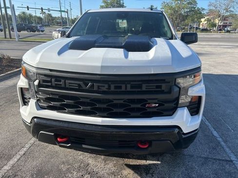 Used 2025 Chevrolet Silverado 1500 Custom Trail Boss AWD/4WD image 2