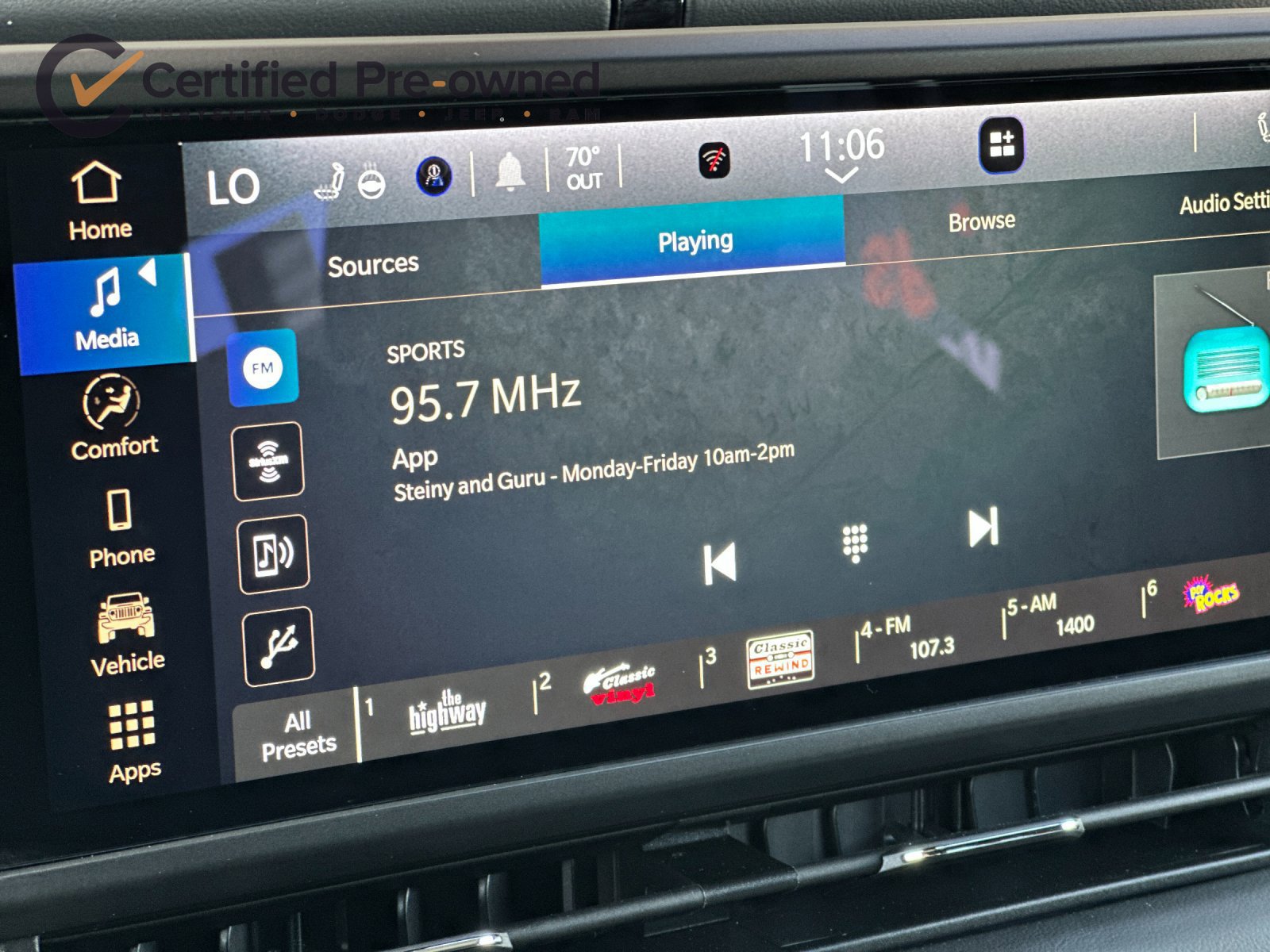 Used 2025 Jeep Wrangler Unlimited Sahara AWD/4WD image 19