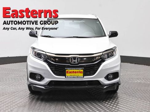 Used 2022 Honda HR-V Sport image 2