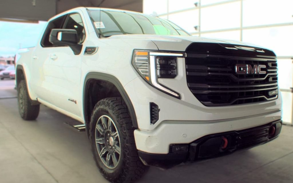Used 2026 GMC Sierra 1500 AT4 AWD/4WD image 2