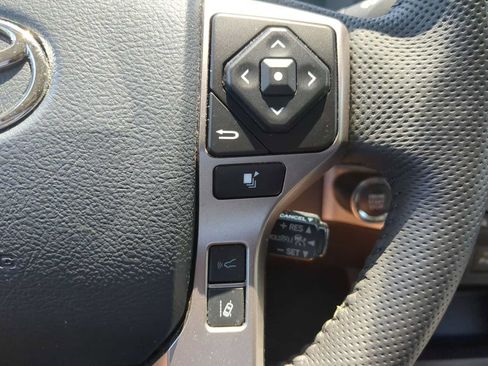 Used 2023 Toyota Tacoma SR5 RWD image 17