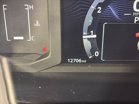 Used 2024 Toyota Tacoma SR5 image 58