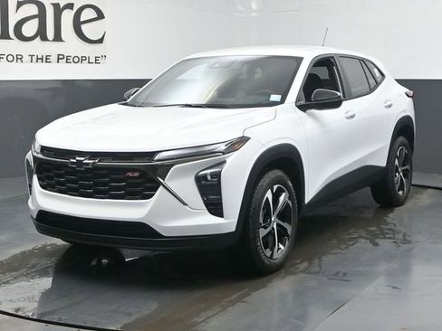 New 2026 Chevrolet Trax RS image 12