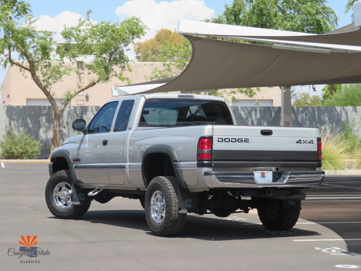 Used 2000 Dodge Ram 2500 Truck 4x4 Quad Cab image 4