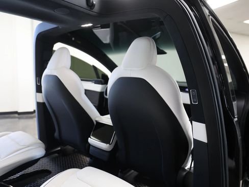 Used 2022 Tesla Model X Plaid AWD/4WD image 44