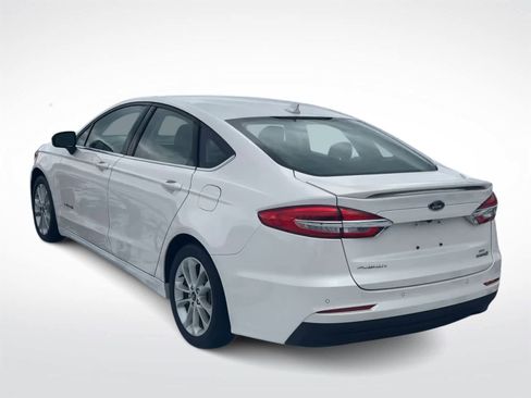Used 2019 Ford Fusion SE image 7