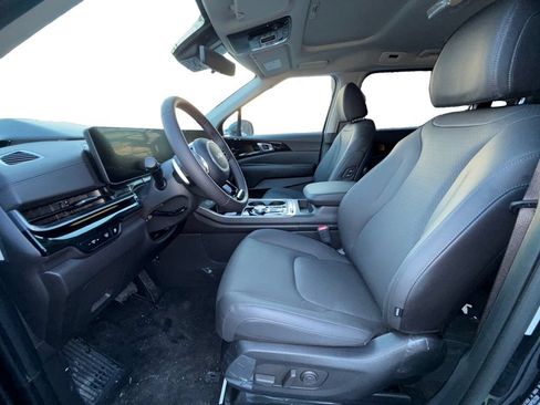 New 2026 Kia Carnival SX Prestige FWD image 9