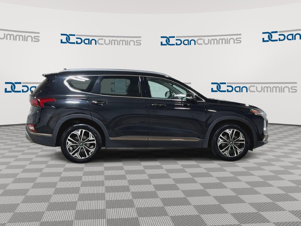 Used 2019 Hyundai Santa Fe AWD image 2