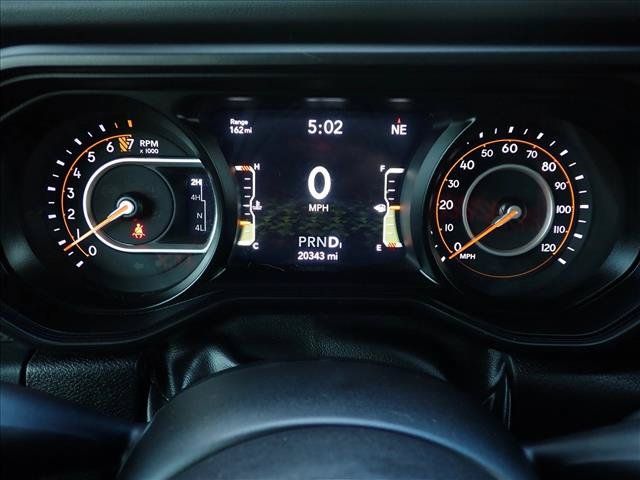 Used 2024 Jeep Gladiator Rubicon w/ Technology Group AWD/4WD image 24