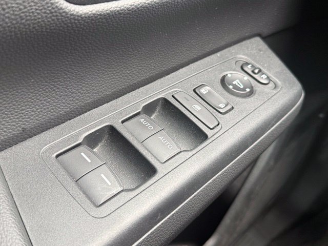 Used 2023 Honda CR-V EX image 23