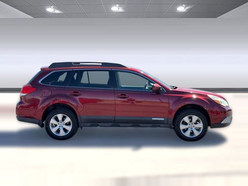 Used 2012 Subaru Outback 2.5i Limited w/ Moonroof Pkg AWD/4WD image 8