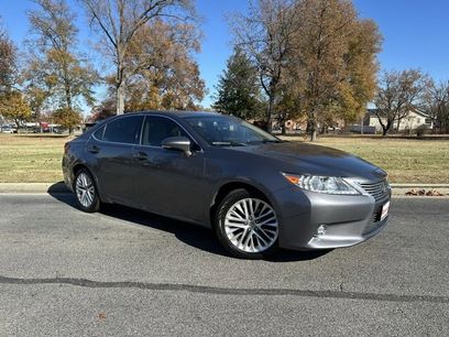 Used 2014 Lexus ES 350 w/ Luxury Package