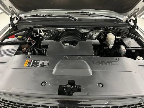 Used 2017 GMC Yukon XL Denali w/ Open Road Package AWD/4WD image 63