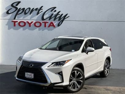 Used 2019 Lexus RX 350L w/ Premium Package