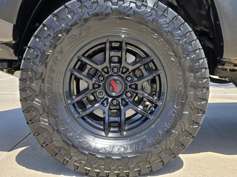 Used 2020 Toyota Tacoma TRD Pro AWD/4WD image 15