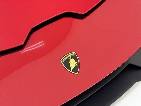 Used 2023 Lamborghini Huracan Tecnica image 31