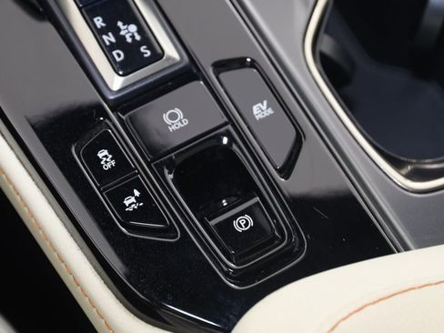 Used 2022 Lexus NX 350h AWD image 26