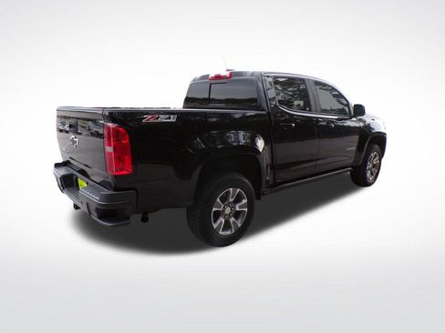 Used 2020 Chevrolet Colorado Z71 AWD/4WD image 7