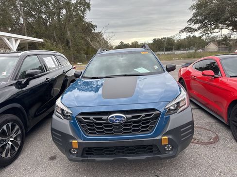 Used 2022 Subaru Outback Wilderness w/ Wilderness Package image 2