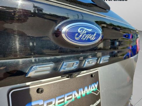 Used 2024 Ford Edge SEL image 33