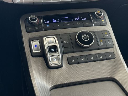 Used 2022 Hyundai Palisade Calligraphy image 41