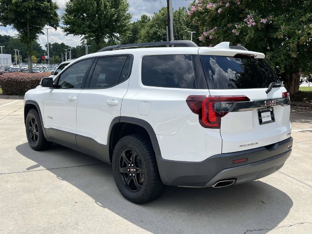 Used 2021 GMC Acadia AT4 w/ Technology Package AWD/4WD image 5