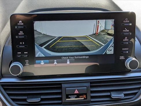 Used 2022 Honda Accord Sport image 17