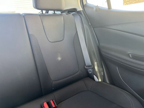 Used 2025 Buick Encore GX Preferred image 36