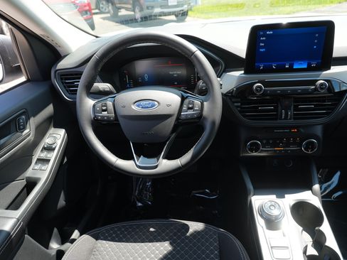 Used 2023 Ford Escape Active AWD/4WD image 22