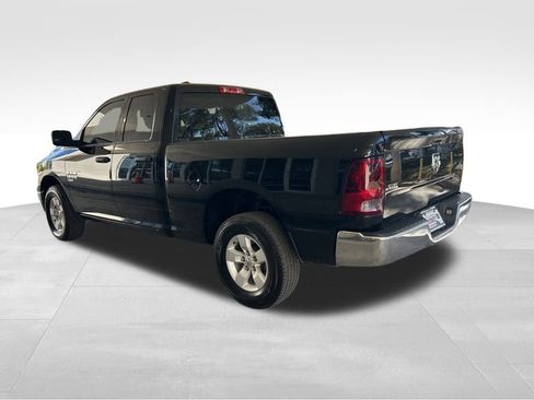 Used 2024 RAM 1500 Classic SLT image 4