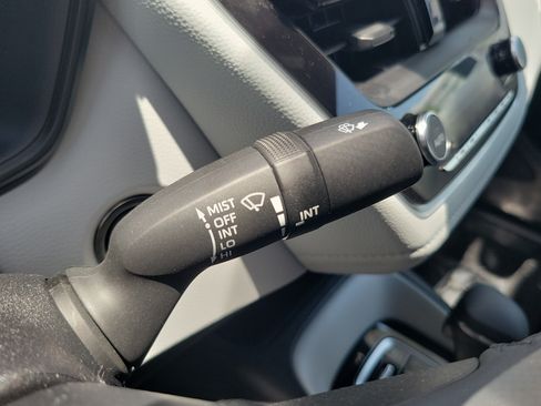 Used 2025 Toyota Corolla SE FWD image 28