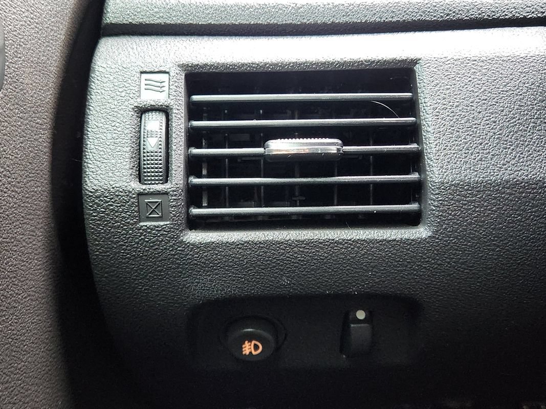 Used 2008 Saturn Sky Red Line RWD image 25