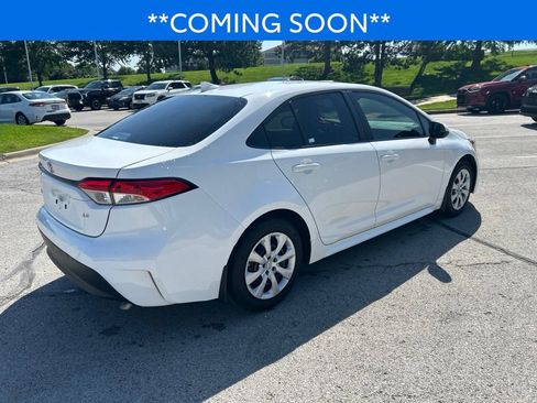 Certified 2024 Toyota Corolla LE FWD image 5