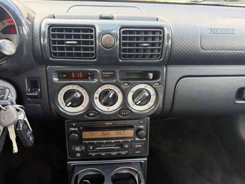 Used 2003 Toyota MR2 RWD image 14
