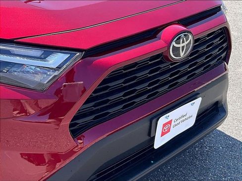 Used 2025 Toyota RAV4 XLE Premium w/ Weather Package AWD/4WD image 32