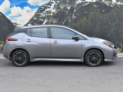 Used 2025 Nissan Leaf SV Plus FWD image 2