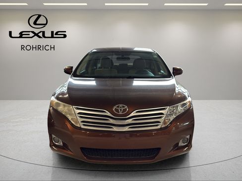 Used 2009 Toyota Venza FWD image 2