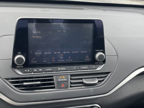 Used 2022 Nissan Altima 2.5 SV image 8