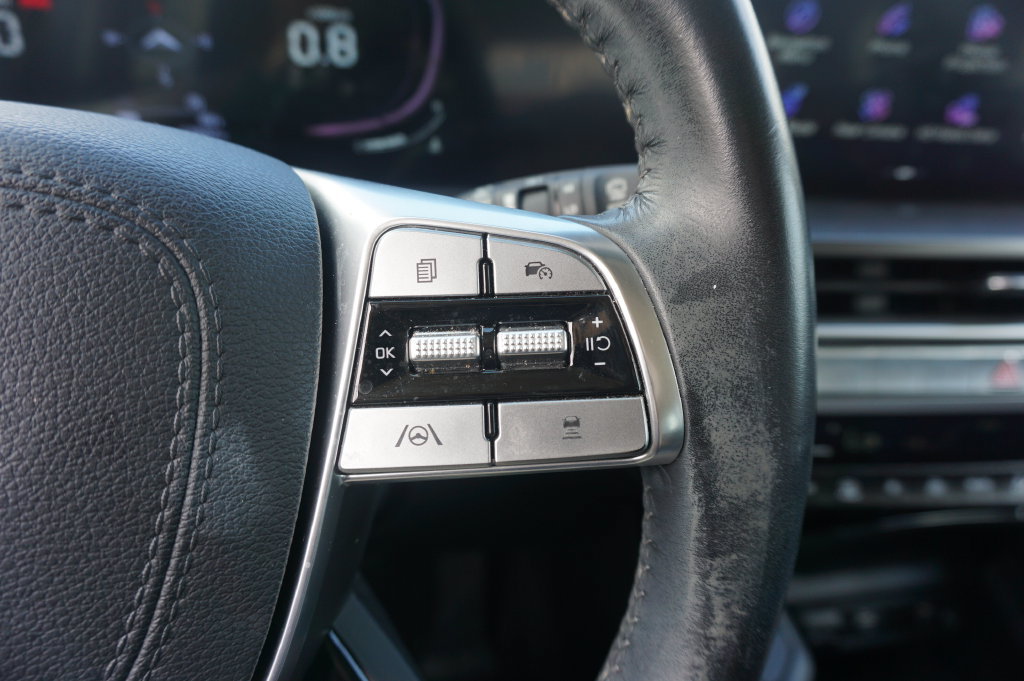 Used 2024 Kia Telluride S w/ S Sunroof Package FWD image 9