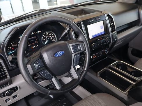 Used 2019 Ford F150 XLT w/ Equipment Group 302A Luxury AWD/4WD image 16