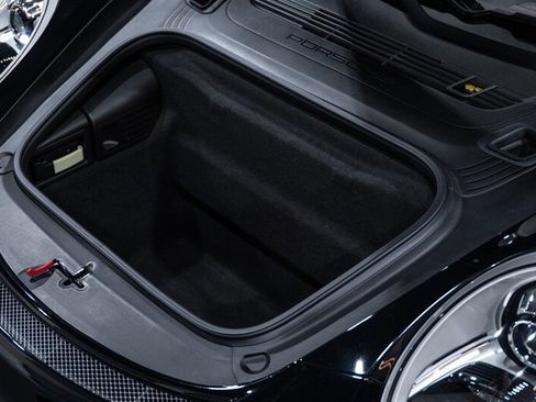 Used 2019 Porsche 911 GT3 RS RWD image 38