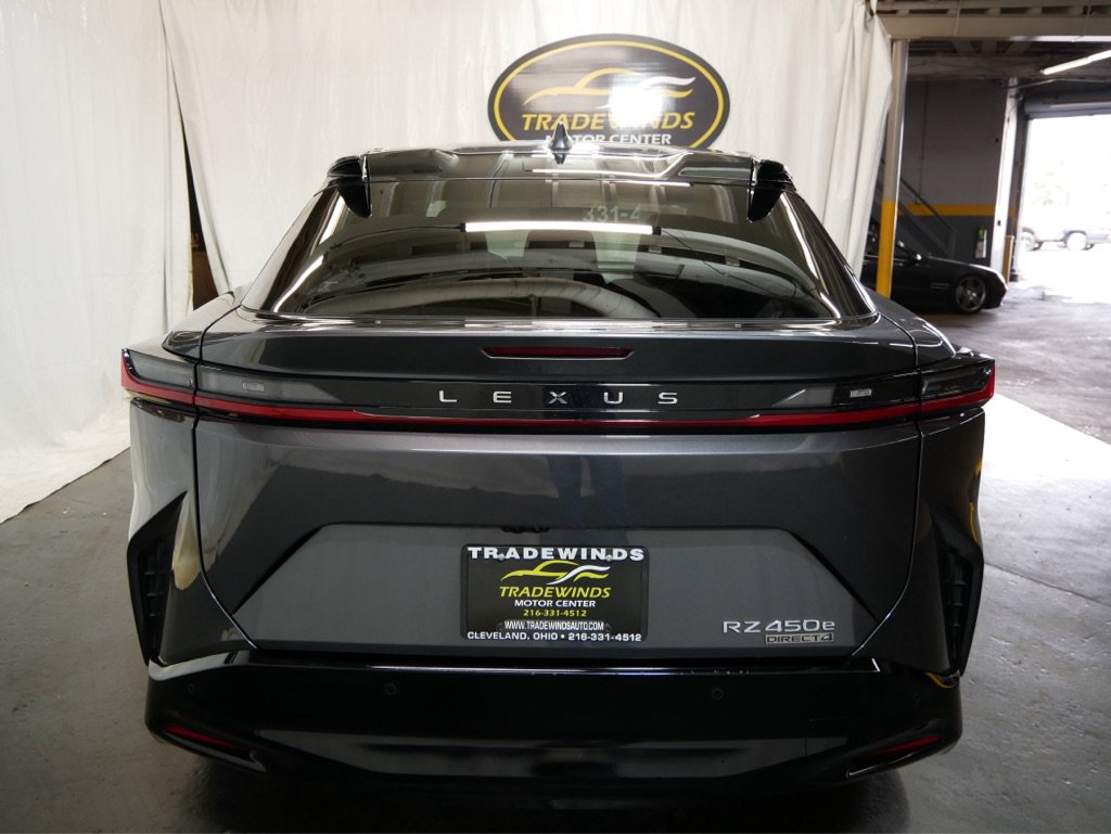Used 2023 Lexus RZ 450e Premium w/ Technology Package AWD/4WD image 8