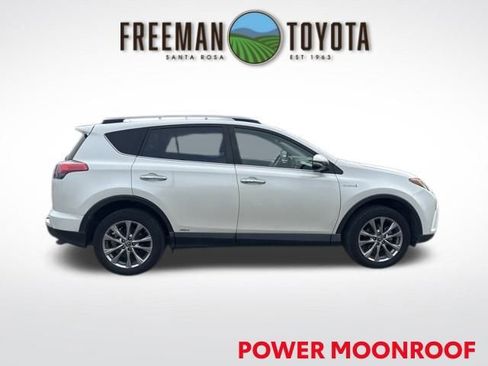 Used 2018 Toyota RAV4 Limited w/ Carpet Mat Package image 4