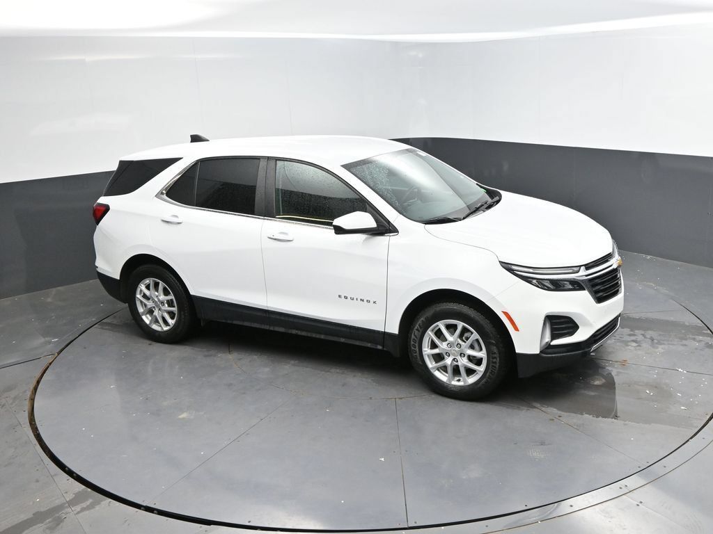 Used 2024 Chevrolet Equinox LT AWD/4WD image 24
